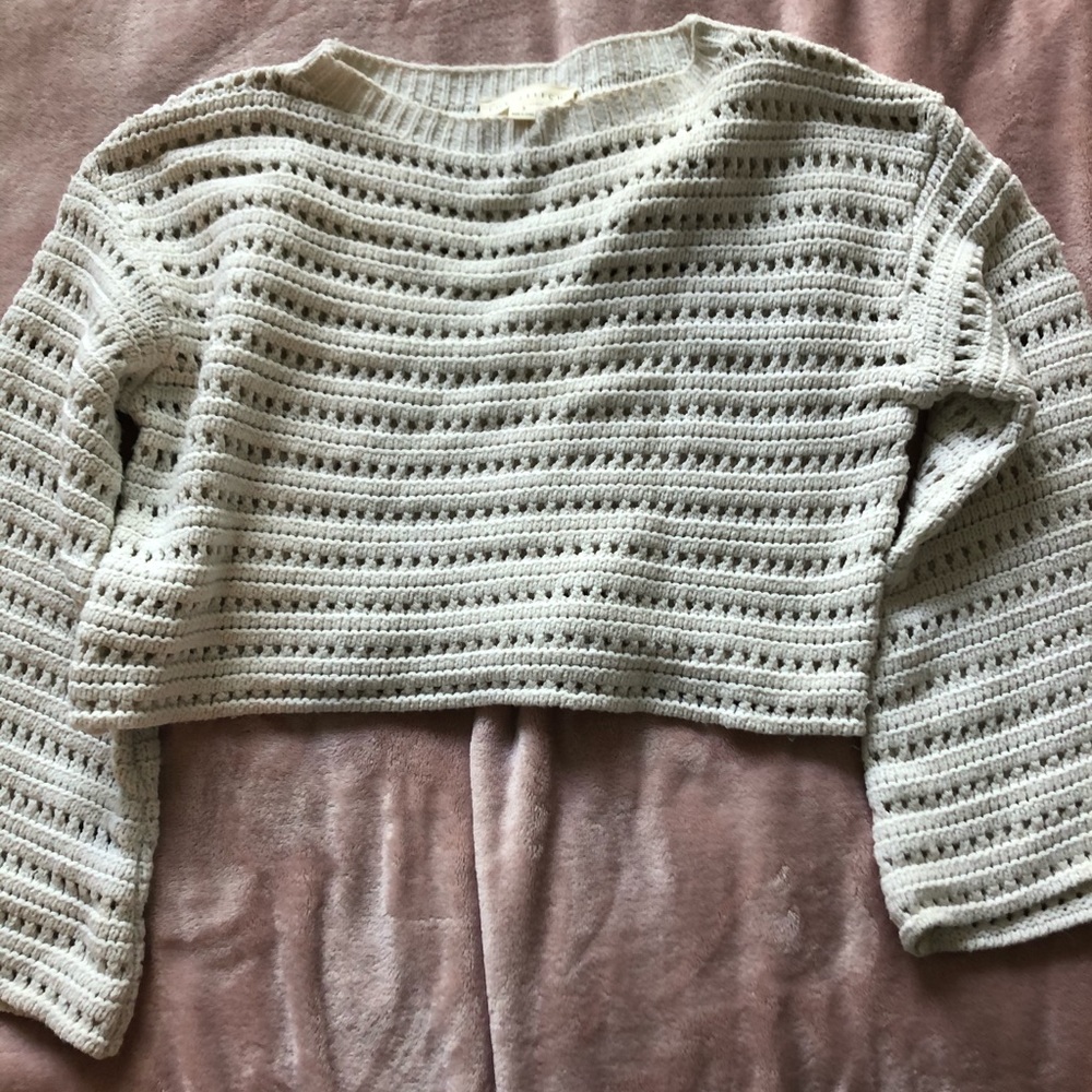 LOVESTITCH white, cropped sweater